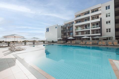 Romana Beach Resort Apartments